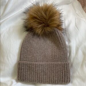 Cozy Brown Knit Pom-Pom Beanie